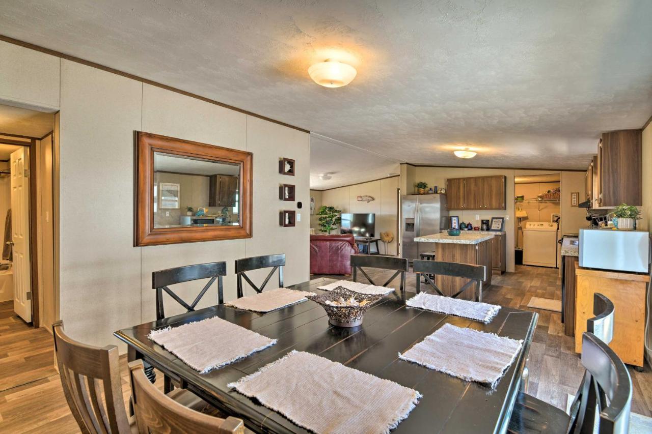 Quaint Port Oconnor Home - 3 Mi To Beach! Port O'Connor Exteriör bild