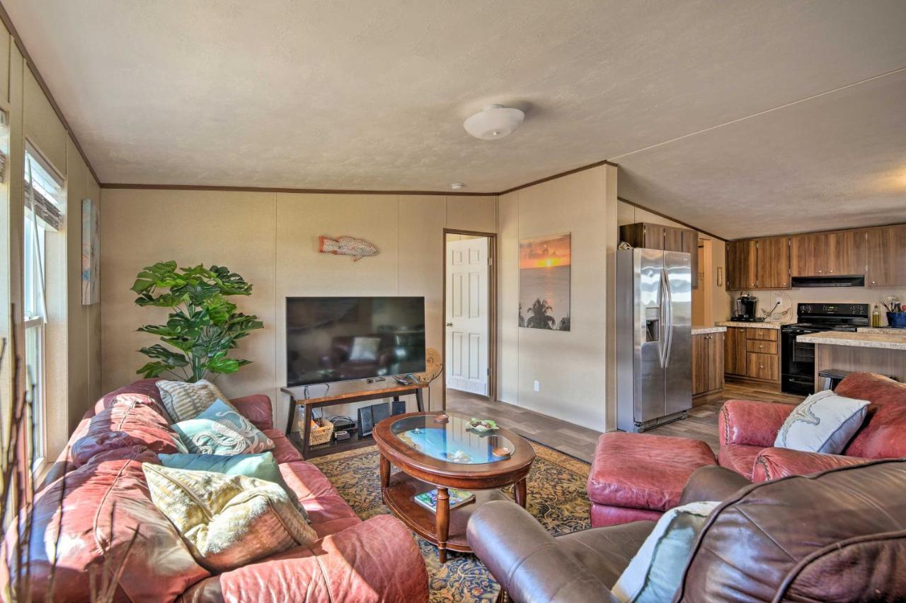 Quaint Port Oconnor Home - 3 Mi To Beach! Port O'Connor Exteriör bild